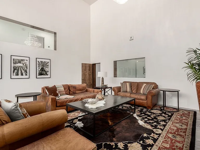 5655 N Camelback Canyon Dr — Photo 32