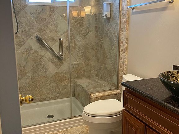 5th image of 2567 Pilot Knob Dr