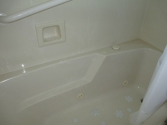 3rd image of 6 S Roosevelt St