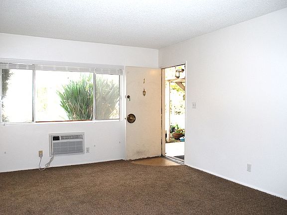3rd image of 88 El Nido Ave