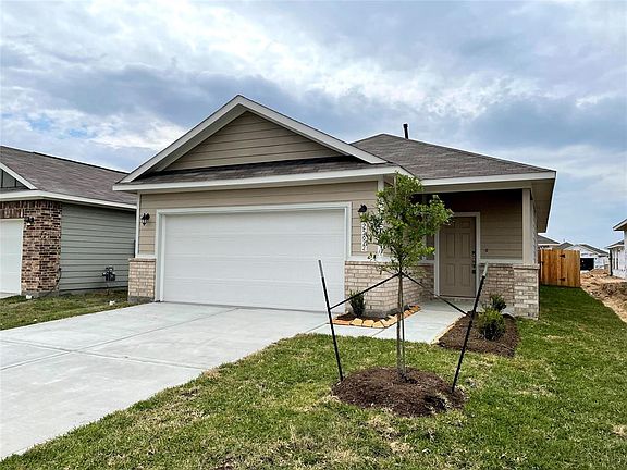 2nd image of 25622 Northpark Palm Dr