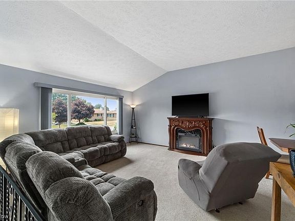 2nd image of 6415 Goebel Dr