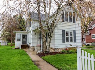 311 N 4th St, Fort Atkinson, WI 53538