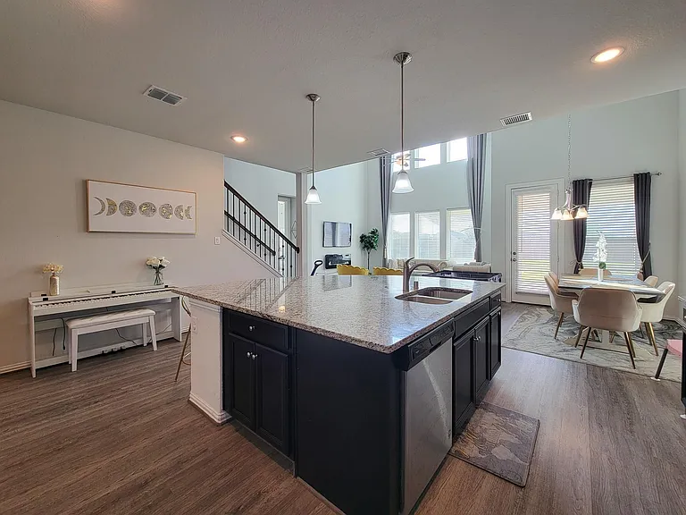 4010 Palmer Meadow Ct — Photo 13
