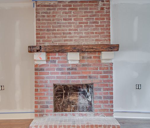 3rd image of 1840 Joy Cir