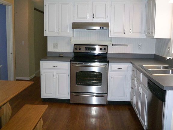 Eat-In Kitchen With Pantry