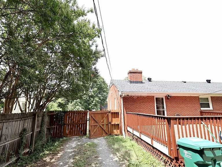 5601 Eunice Dr — Photo 27