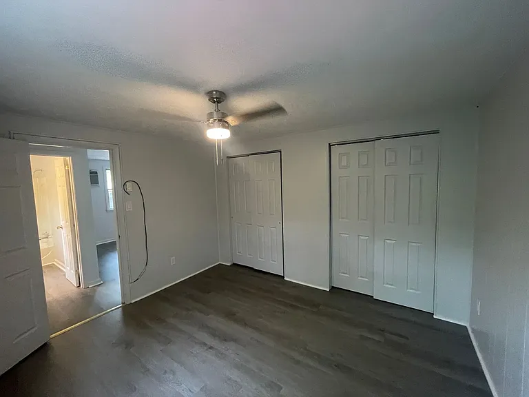 606 Millers Run Rd — Photo 5