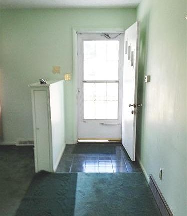 3rd image of 581 Beverly Hills Dr