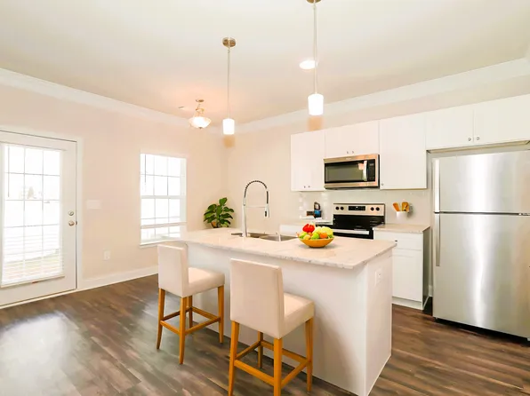 75 Hidden Oak Dr, Dawsonville, GA 30534