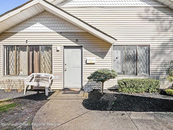 2nd image of 182 Coventry Dr #1000