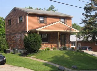 9121 Depalma Dr, Cincinnati, OH 45251