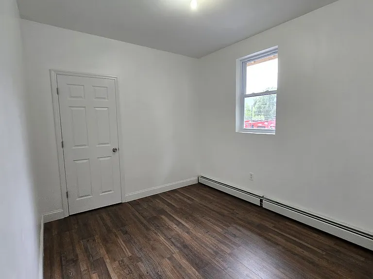 65 Windermere Ave #4 — Photo 7