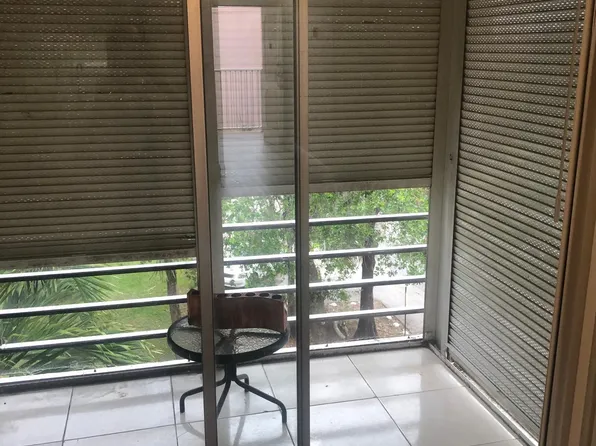 2800 NW 56th Ave APT C402, Lauderhill, FL 33313