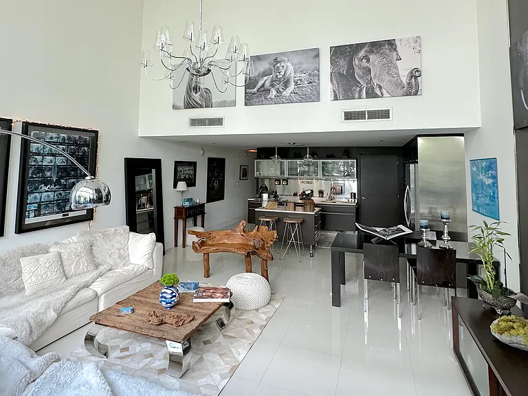 6000 Collins Ave #509 — Photo 12