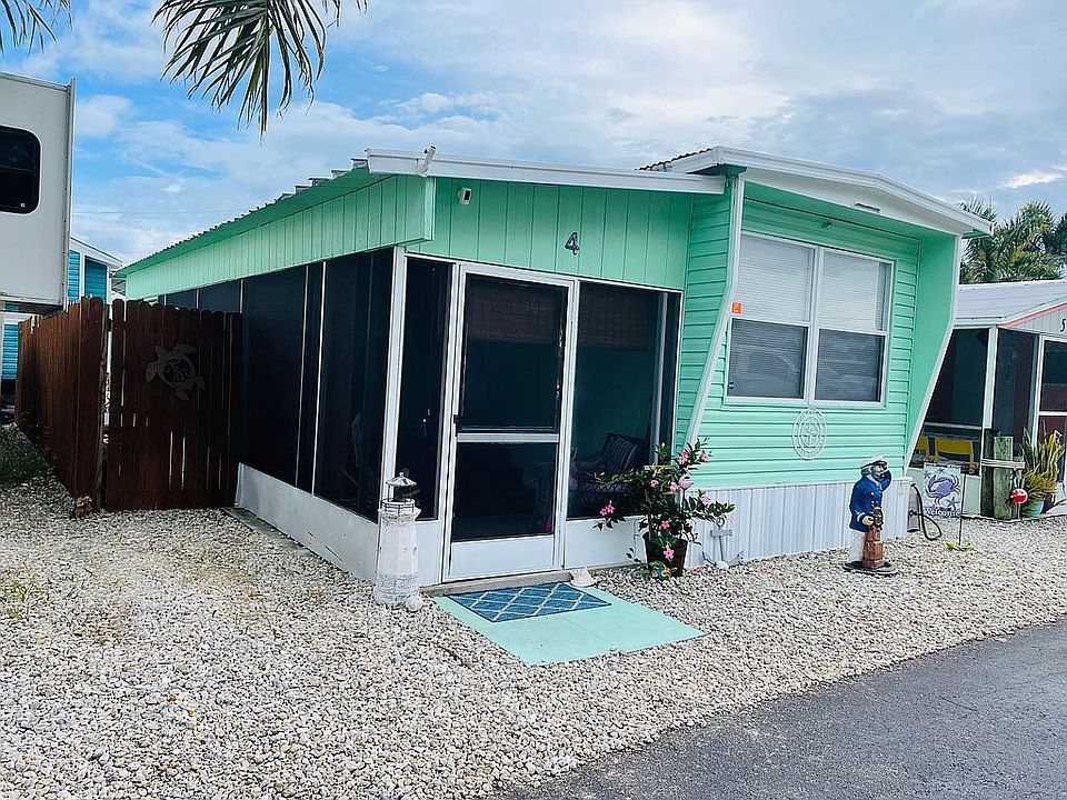 1st image of 2581 Oleander St #4