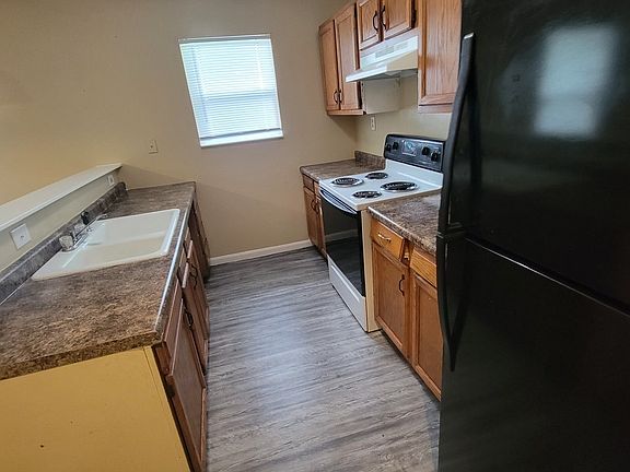2nd image of 2710 Hyche Ave