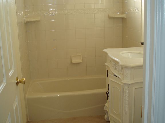 3rd image of 6654 Quanah Way
