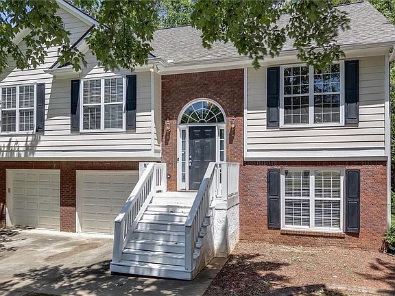 2nd image of 3630 Devon Ct NW