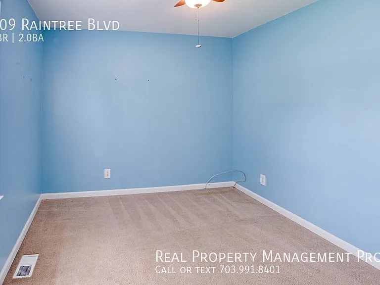 209 Raintree Blvd — Photo 23