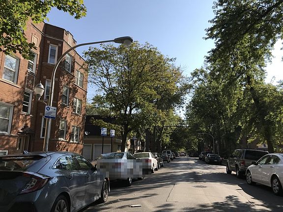4th image of 2923 W Rosemont Ave #1W
