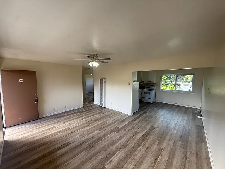 4740 Appian Way #22 — Photo 2