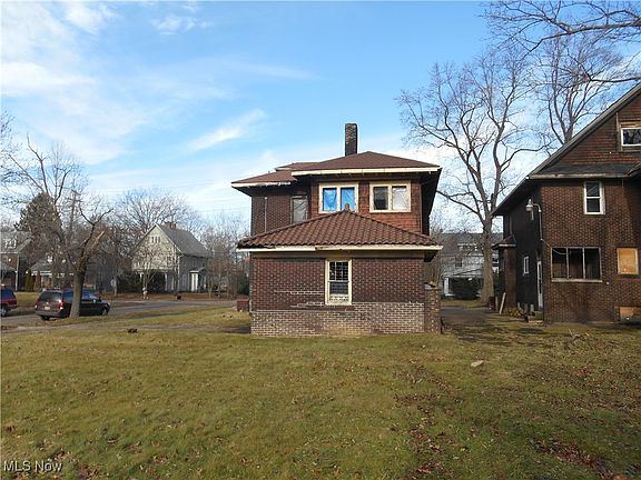 18th image of 1683 Juanita Ave
