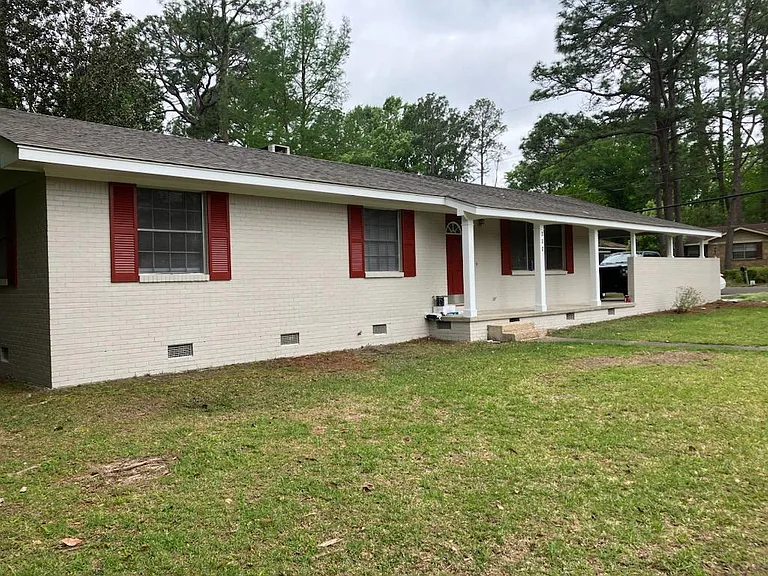 2320 Arcadia St — Photo 10