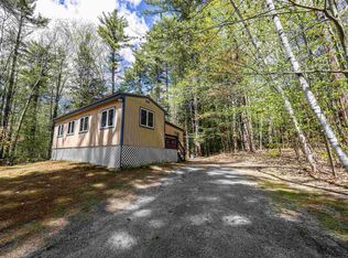 5 Twin Oaks Rd, Sutton, NH 03221