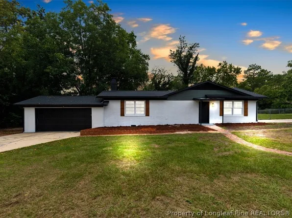 7607 Decatur Dr, Fayetteville, NC 28303