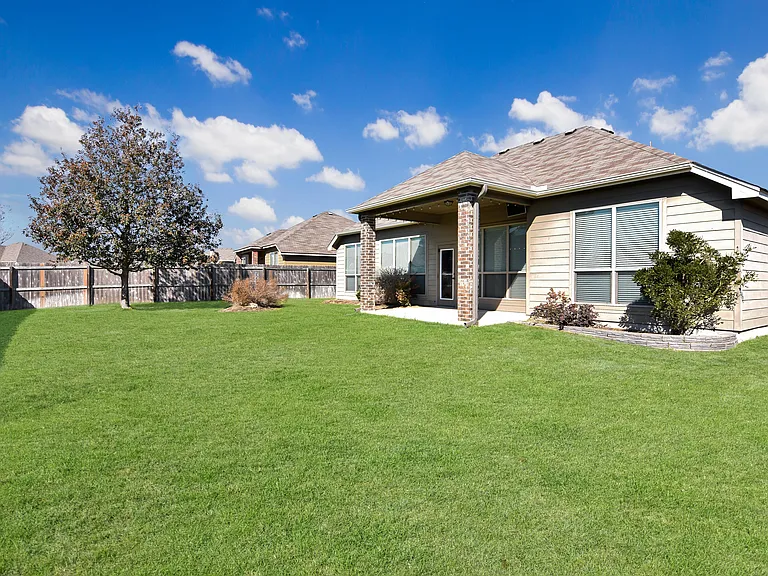 7316 Amber Meadow Loop — Photo 23