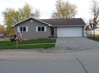 1107 W 3rd Ave, Wayne, NE 68787