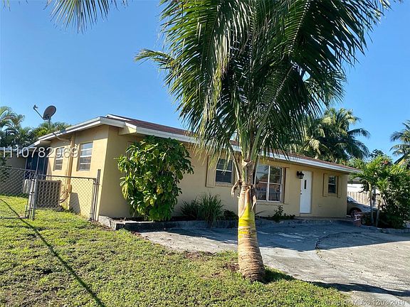 2nd image of 18620 NW 47th Ave