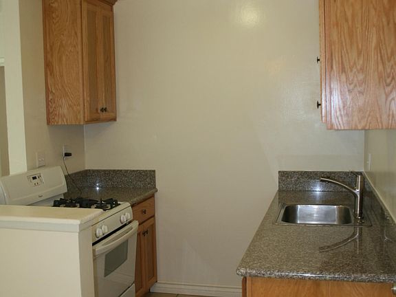 2nd image of 10812 Palma Vista Ave APT 4