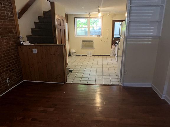 3rd image of 1230 S Warnock St