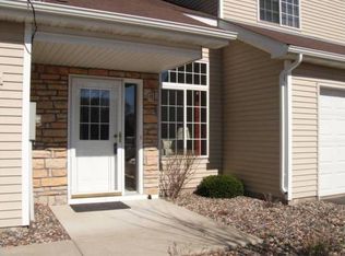 10047 Pleasure Creek Cir NE, Blaine, MN 55434