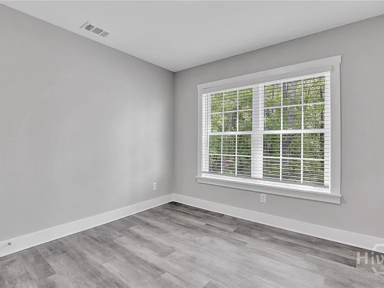 105 Sherwood Ct #3 — Photo 17