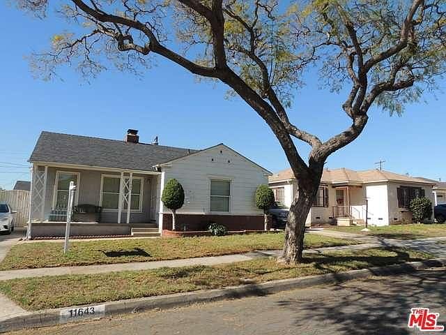 1st image of 11643 S Saint Andrews Pl