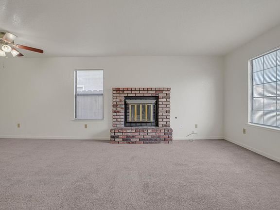 3rd image of 1535 Springville Way