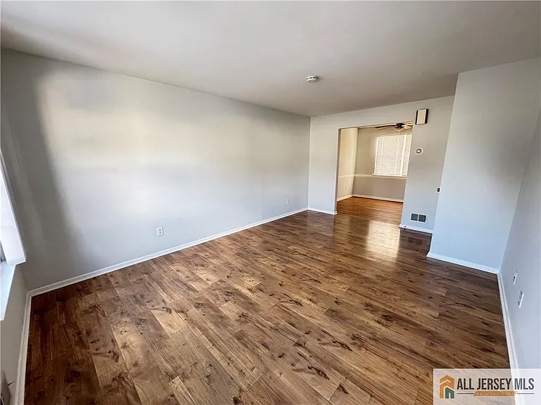 15 Hanover Sq #C — Photo 15