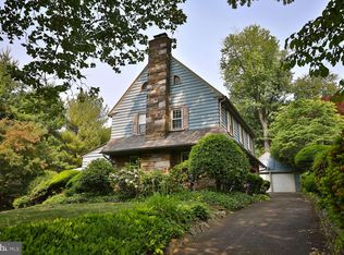 230 Holmecrest Rd, Jenkintown, PA 19046