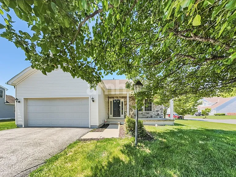 485 Sycamore Creek St — Photo 1