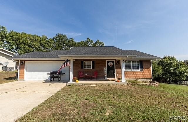 1st image of 412 Fleetwood Dr