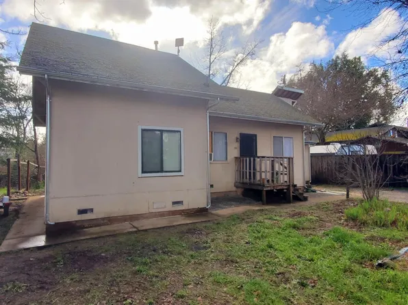 141 E Barbara Lane, Willits, CA 95490