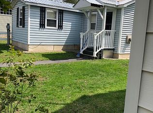 12 Bluebird Dr, Lake Luzerne, NY 12846