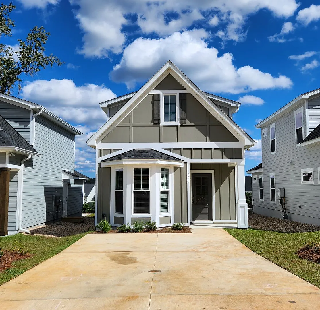 3 bedroom house for rent in NE Tallahassee's Canopy subdivision, available for move in September ... — Photo 1