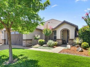8104 Peak Forest Way, Elk Grove, CA 95757