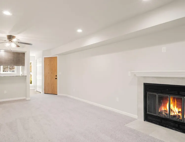 863 W Puetz Rd — Photo 13