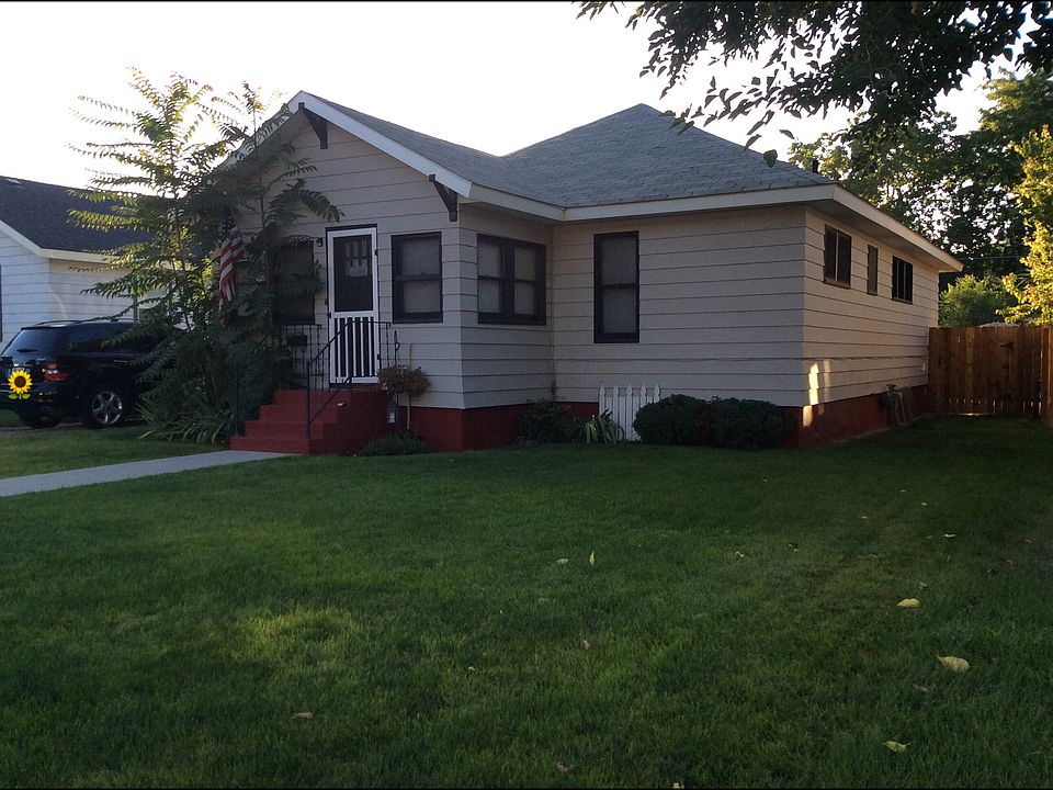 1st image of 515 19th Ave S