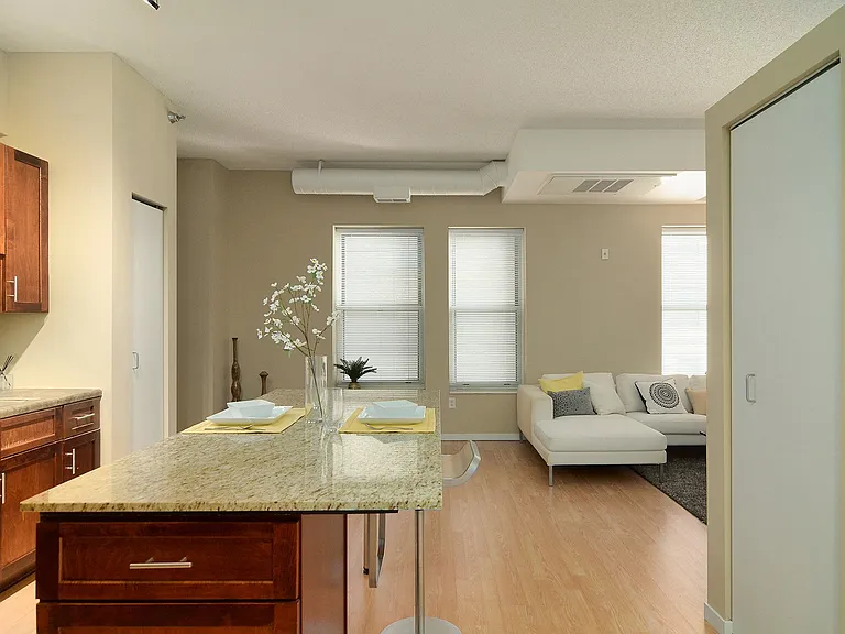 Eitel Apartments — Photo 16